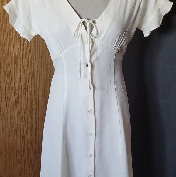 Size 3 Cream Smart Set Button up Dress - Picture 1 of 6